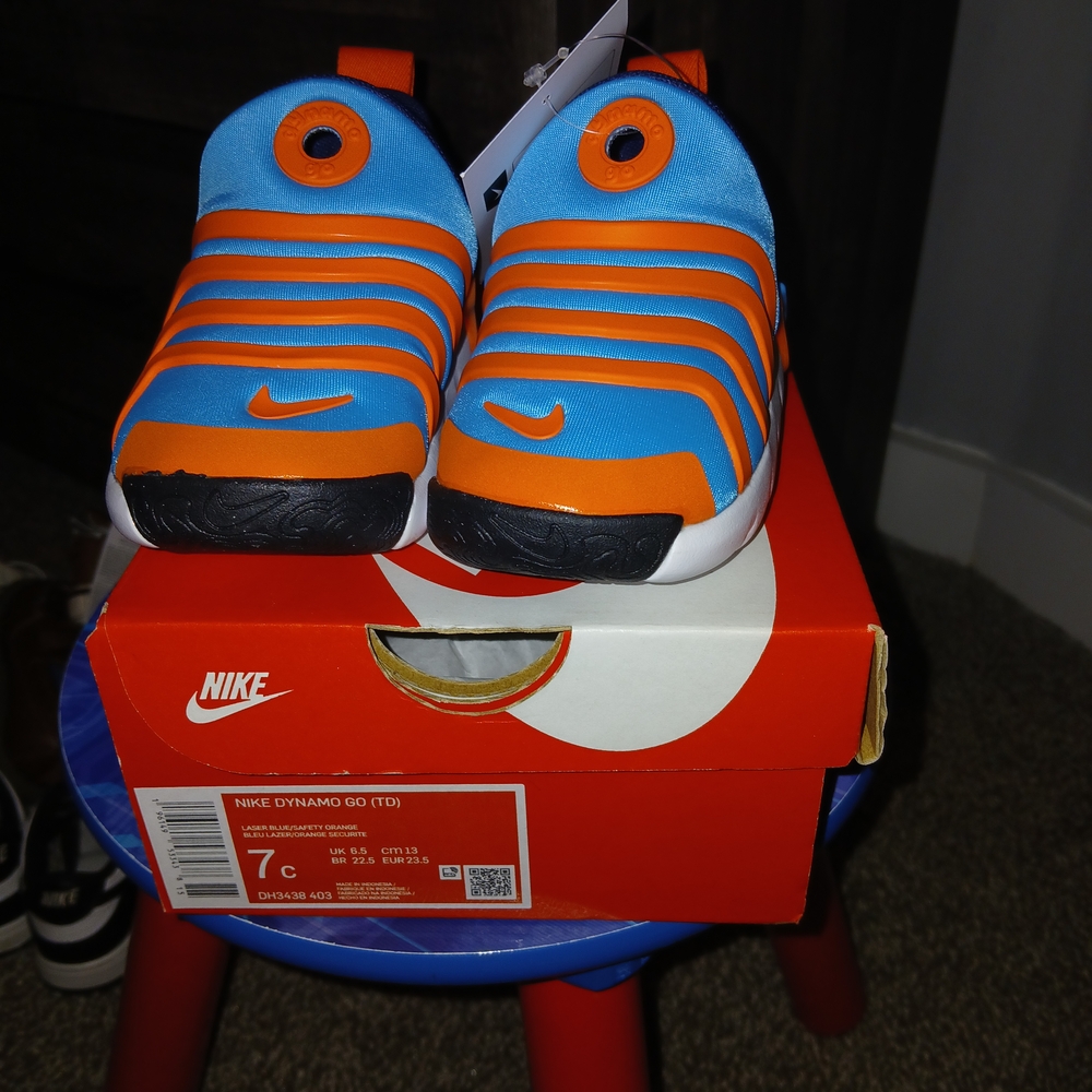 Nike Kids Dynamo Go Shoes - Blue and Orange - Picture 1 of 4
